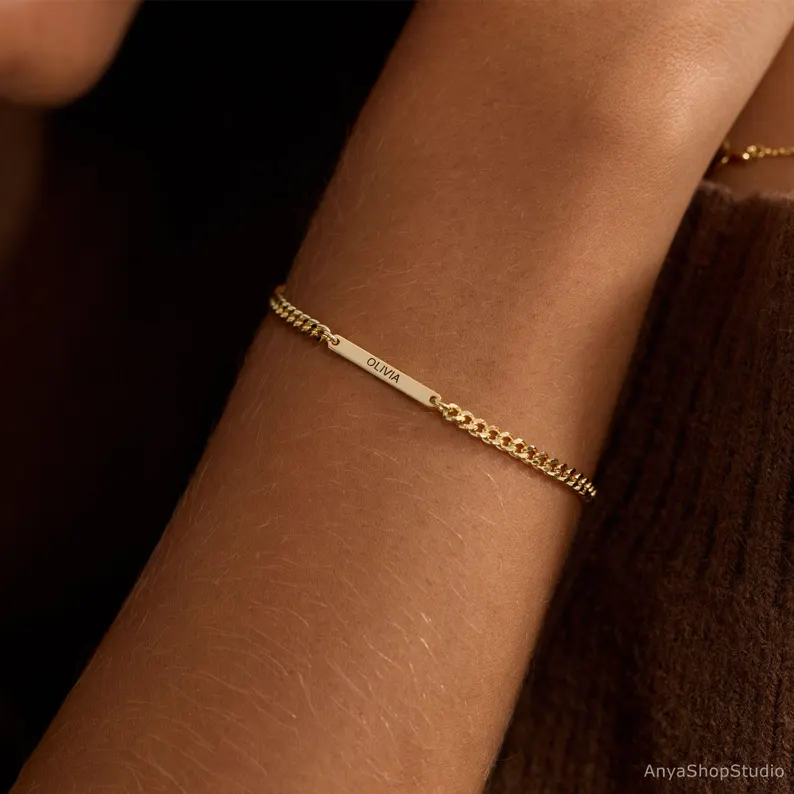 Script bracelet