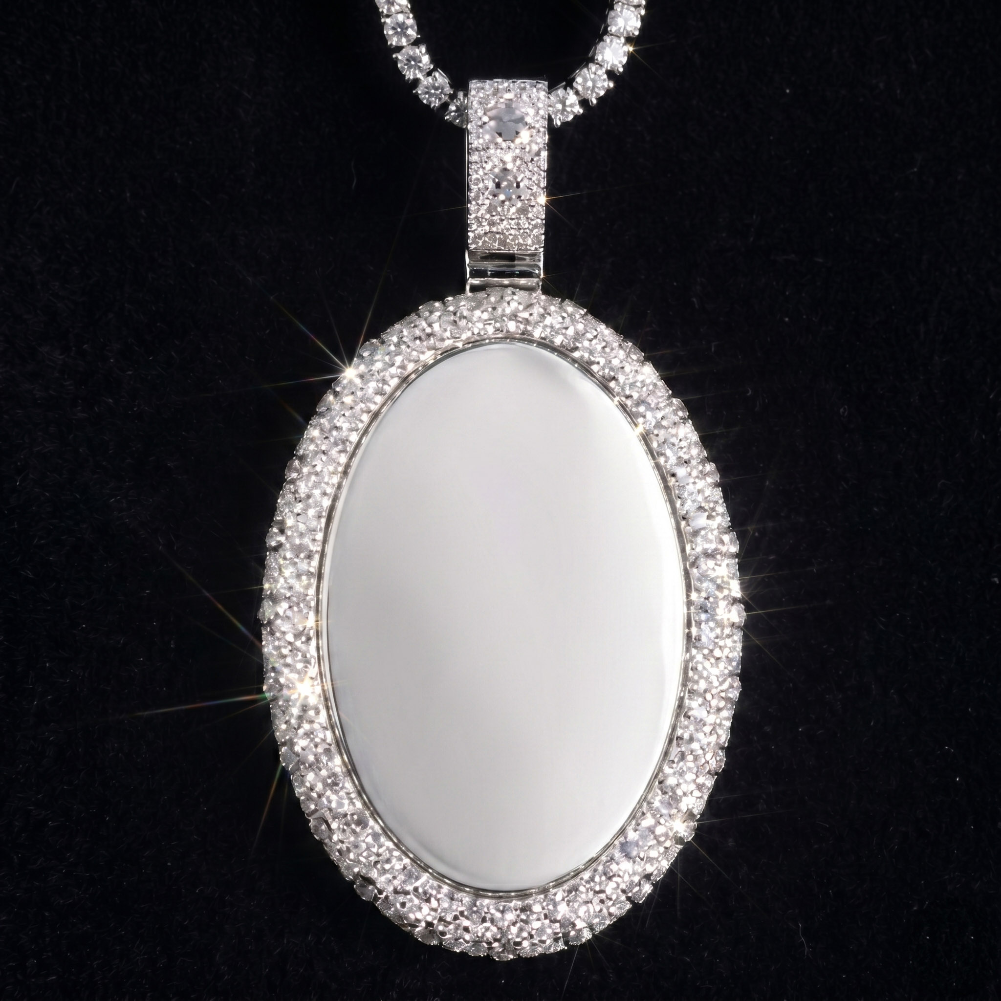 Oval Halo picture pendant style