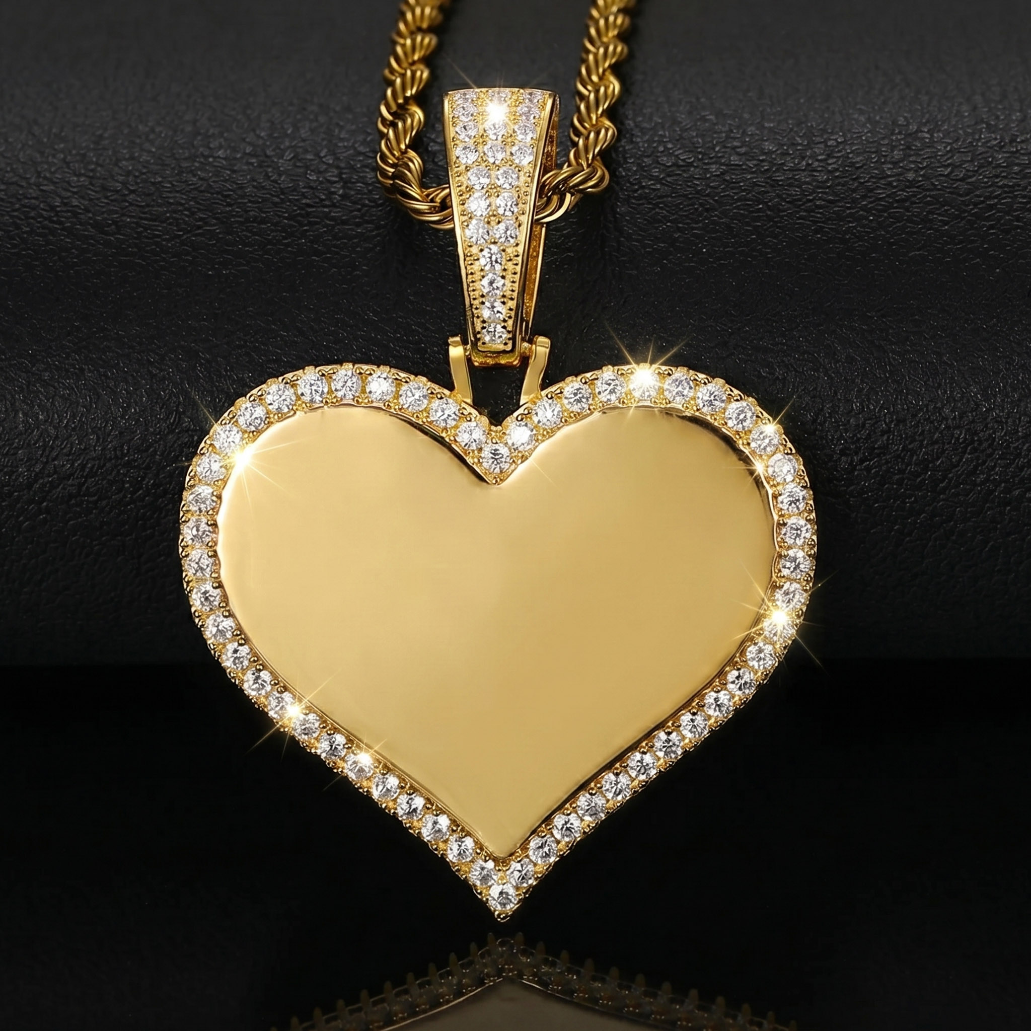 Heart Frame picture pendant style